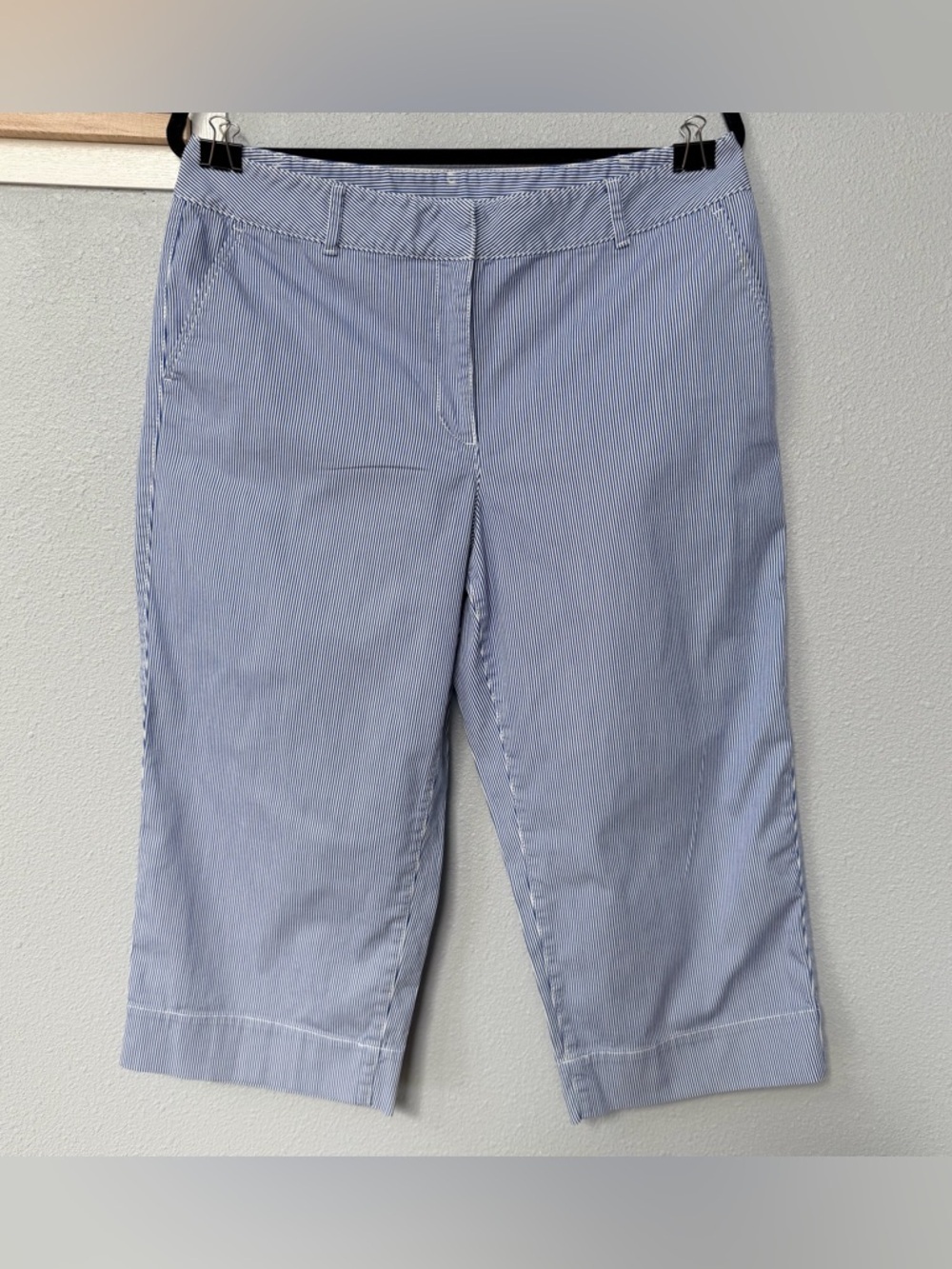 Talbots Light Blue Pinstripe Capris Sz 12 Petite
